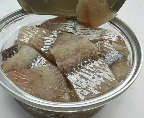 Корюшка филе в масле, 200г фото